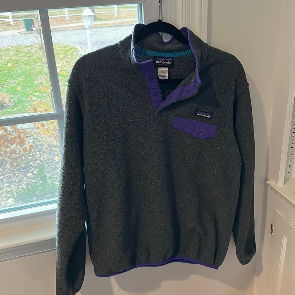 Grey Patagonia fleece